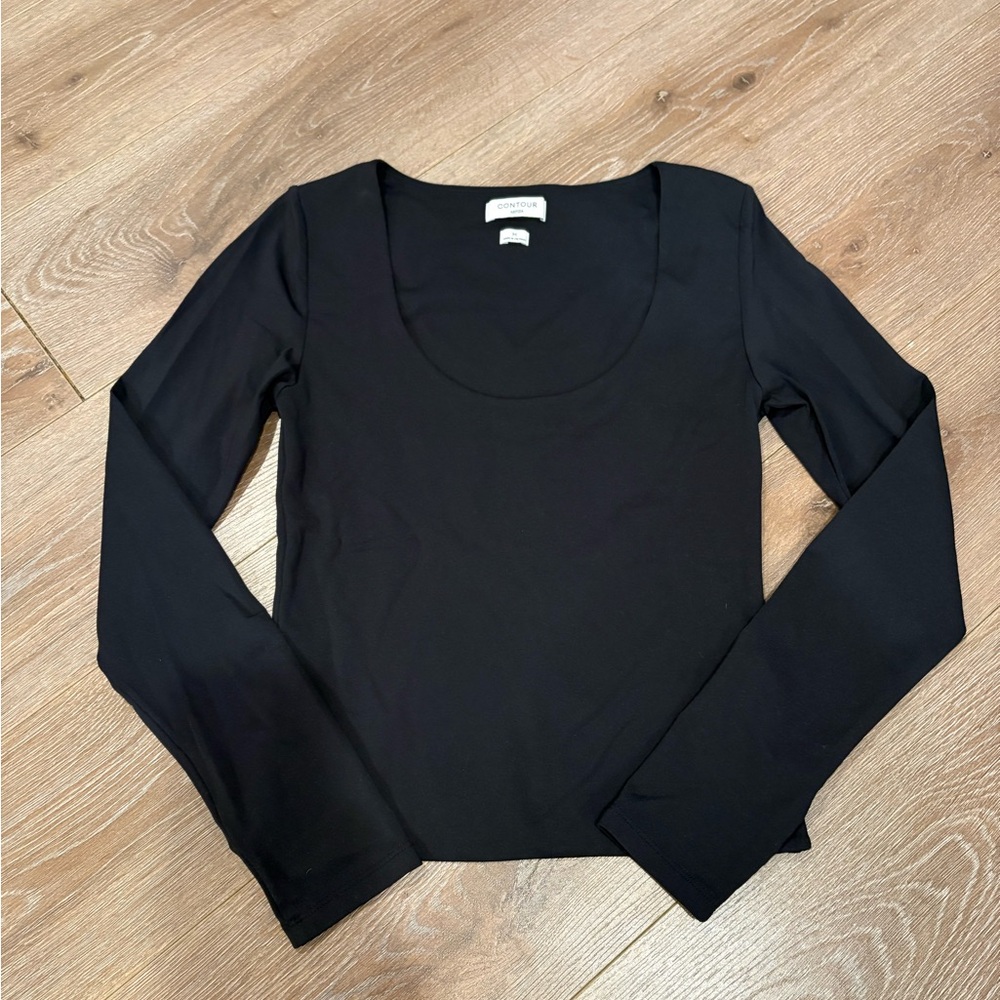 Aritzia Black Contour Top